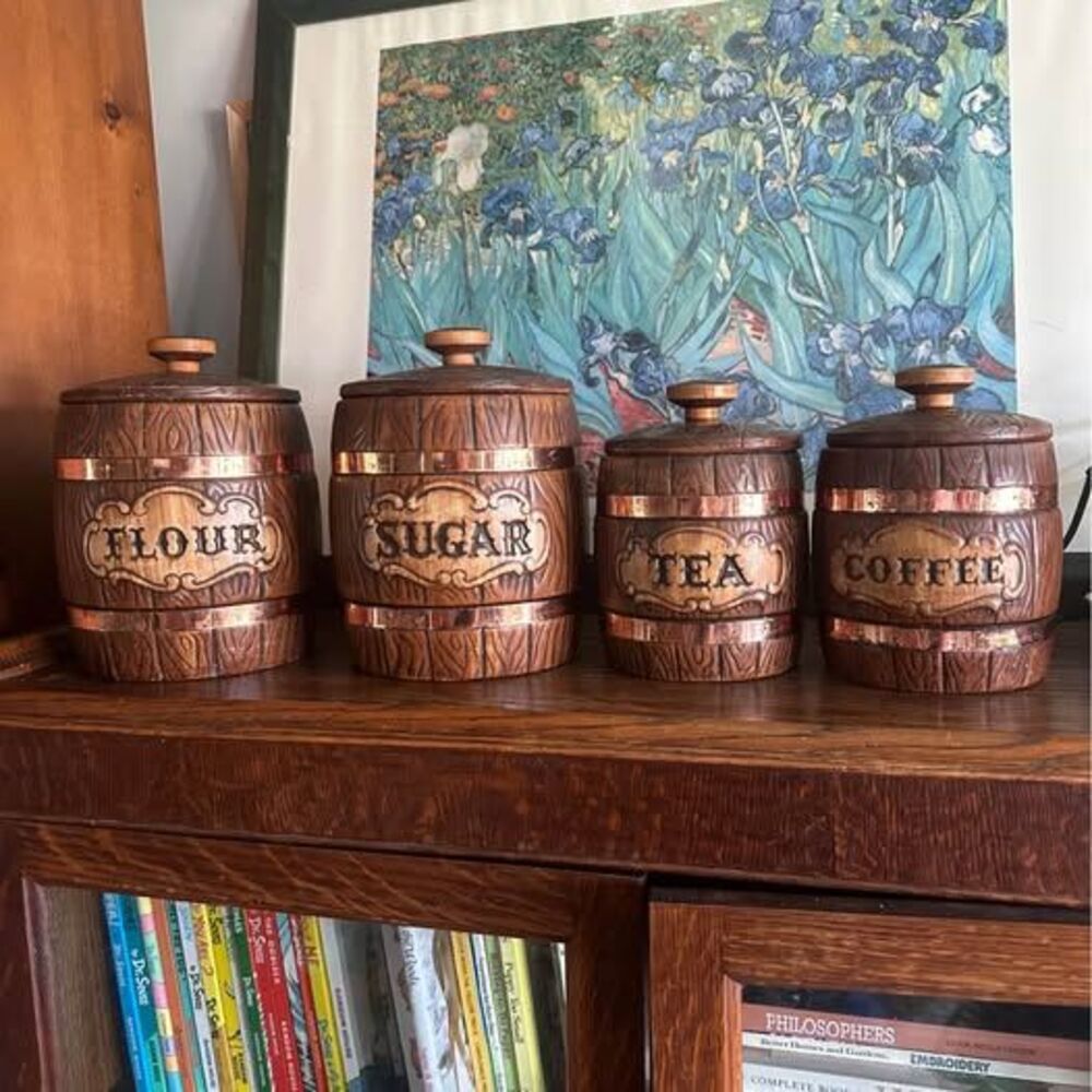 Cottage Kitchen Canister Set